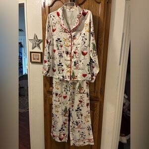 Charming Winter Print Women's Pajama Set